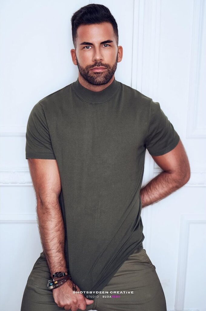 Men's portrait in an olive t-shirt by ShotsByDeen